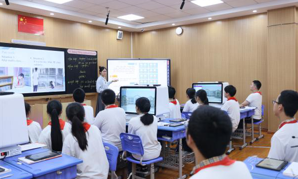 你好，新学期！| 182万名中小学生喜迎新学年！上海基础教育持续扩优提质，营造良好生态