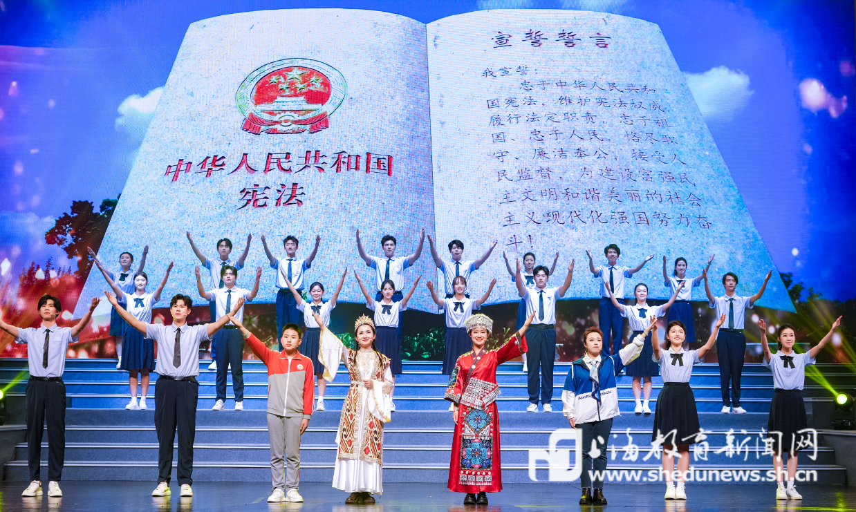 让法治之光照亮成长之路！全国学生“学宪法 讲宪法”活动走过十年历程