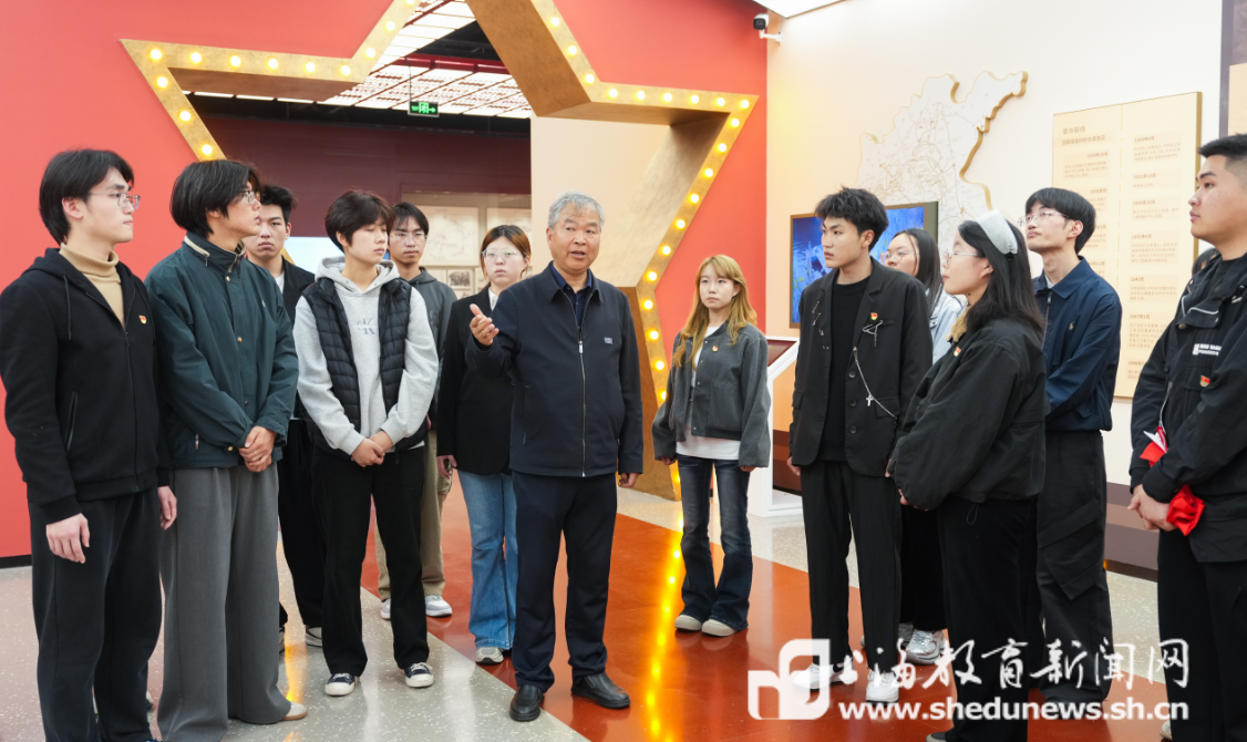 跨越时空的青春对话，这堂红色党课在“浦东的延安”红色泥城开