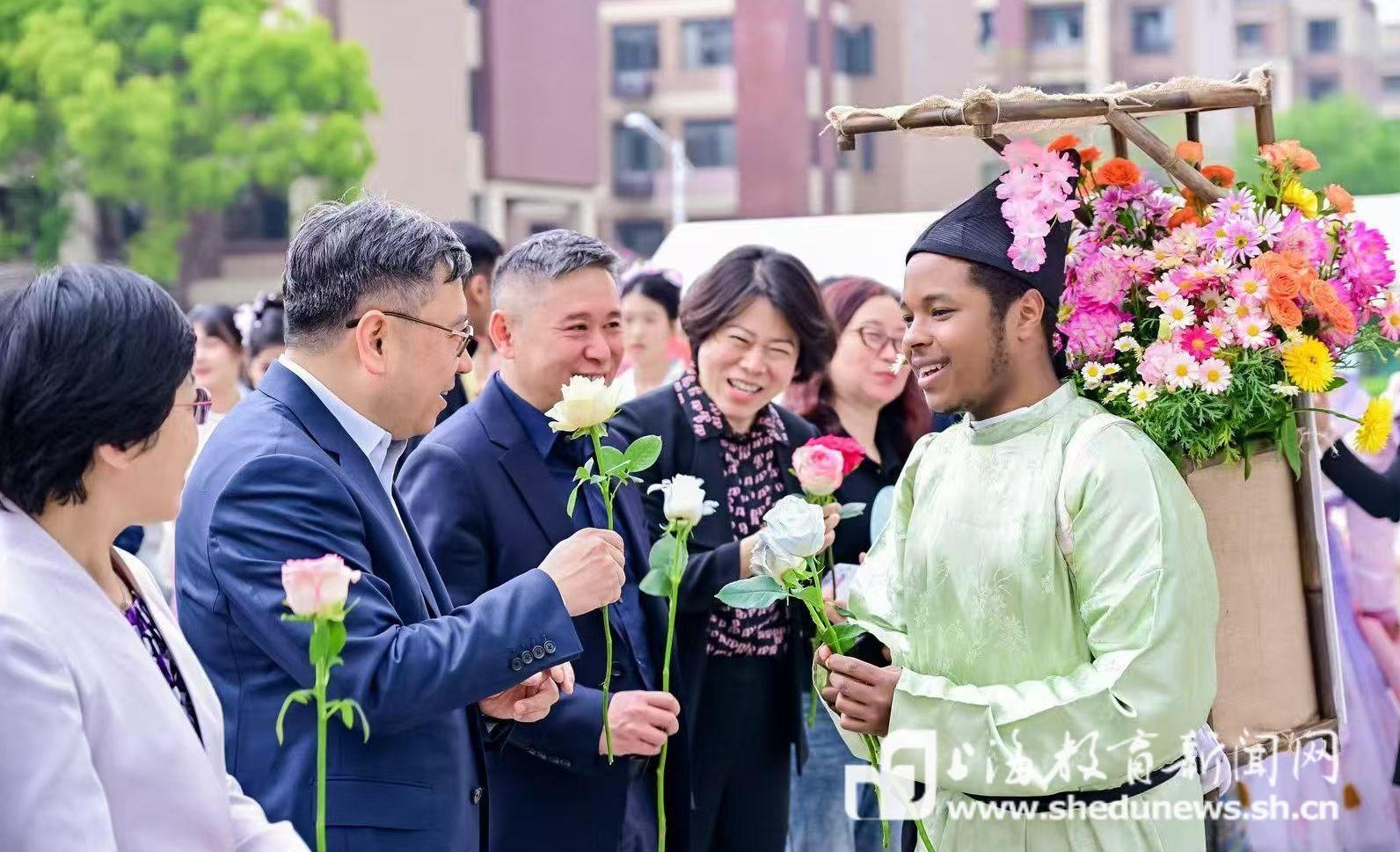 “区校联动”跨文化育人，欧美同学会民间外交文化活动在上海电机学院开展