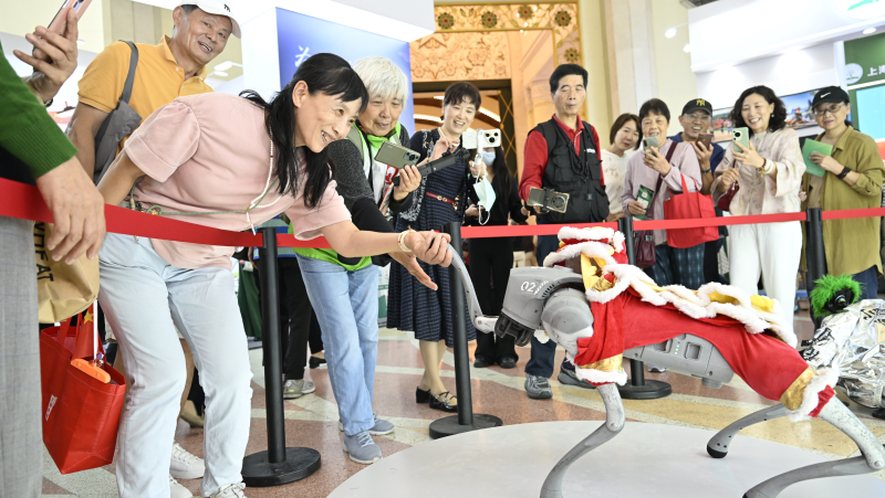 首届上海终身学习课程展10月举行，他们有哪些“绝活”和期待？