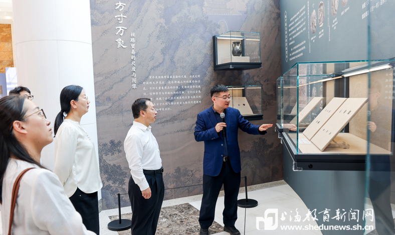 展现文化贸易的双向流动，快来上经贸大领略一场“丝路遗珍艺术精品展”