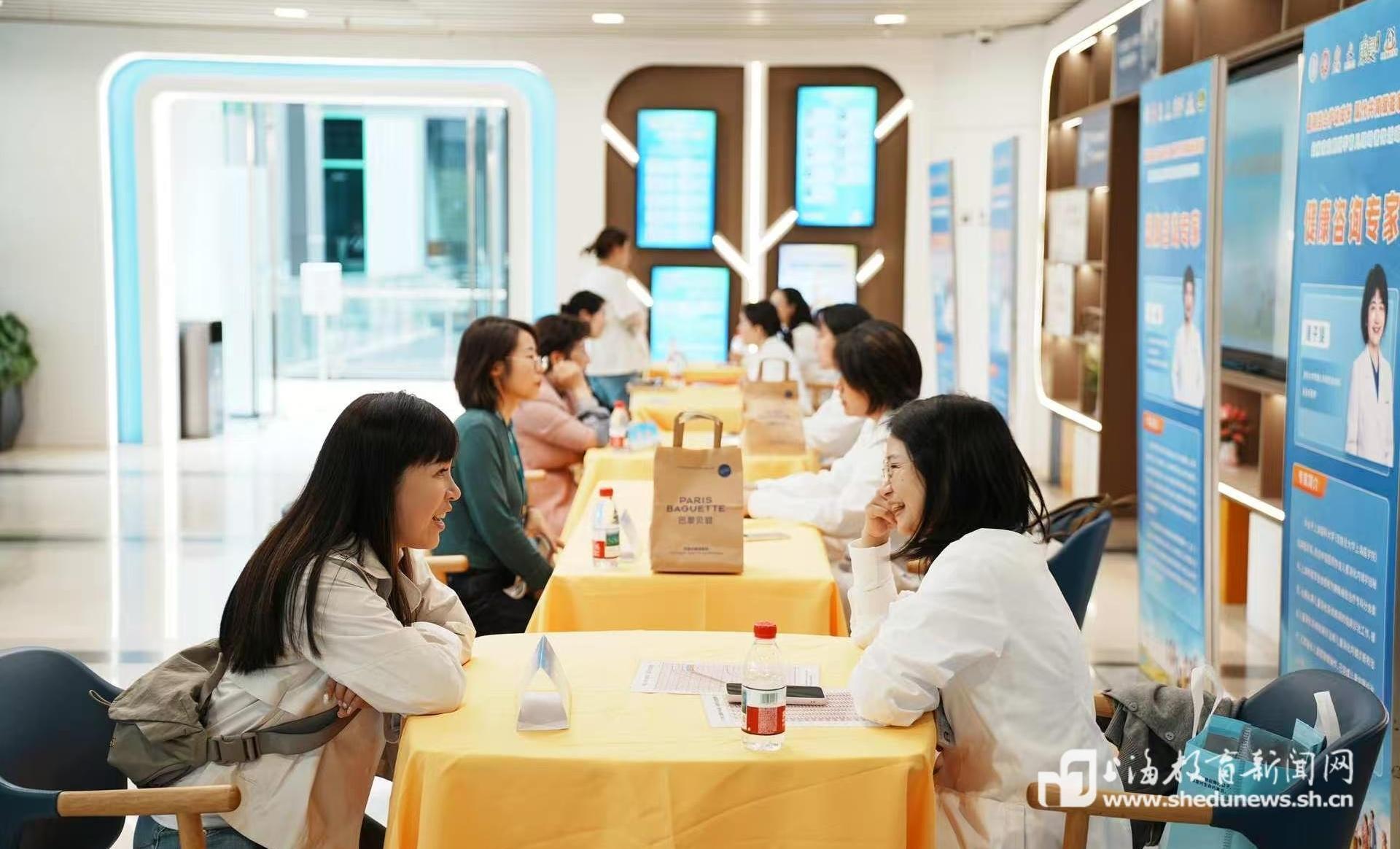 把专家“组团”请到家门口！虹梅宝宝屋这场育儿咨询活动暖心又实用
