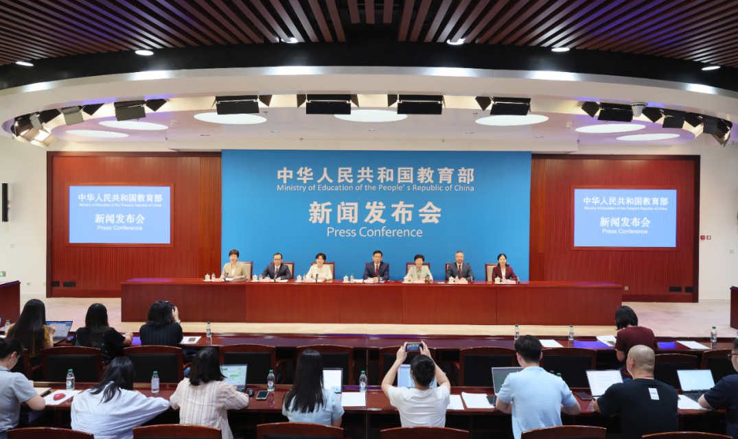 教育部这场发布会，事关1870万教师